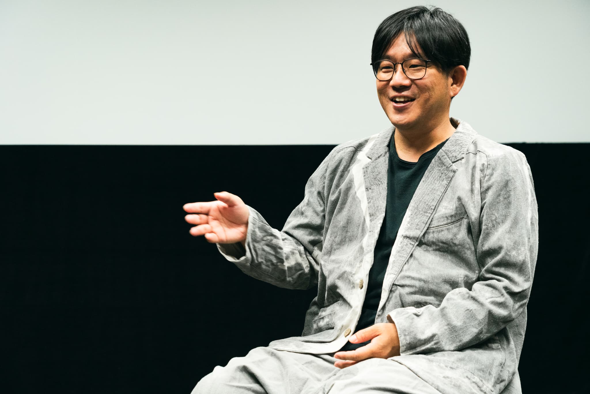 学生時代の思い出を語る蔦氏。当時を知る大学関係者も「個性的だった」と指摘するほどやんちゃだったようだ